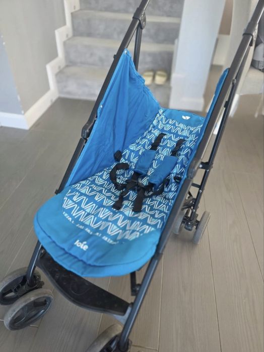 Carucior Joie ultra compact