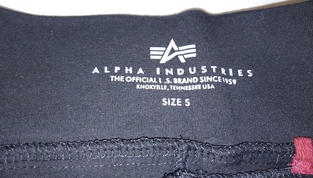 Дамска Тениска Nike Sportswear Air Mock -S, клин Alpha Industries - S