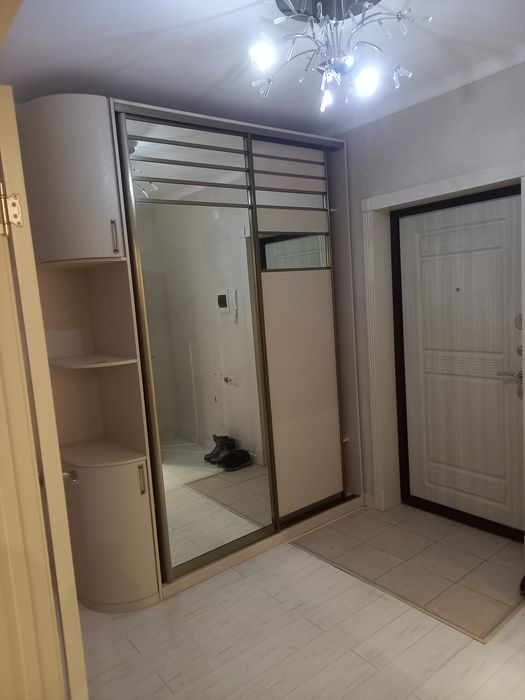 Сдам 1-ком квартиру  60 м.кв.