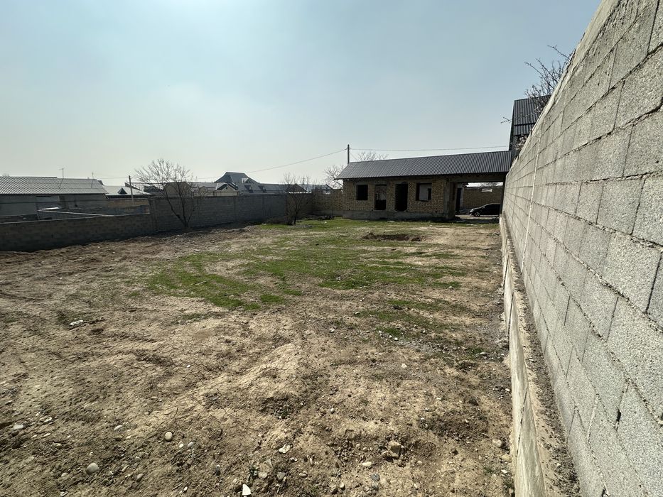 Чек участок сотилади