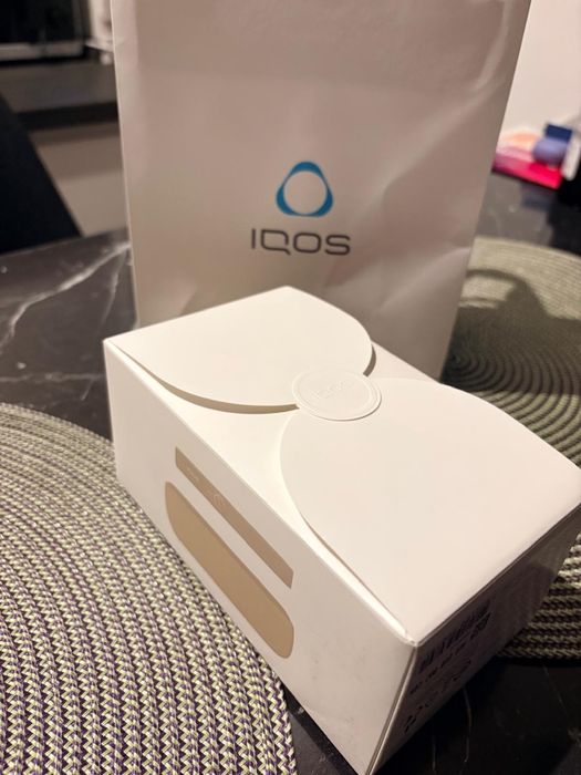Iqos iluma - 2 bucati sigilate
