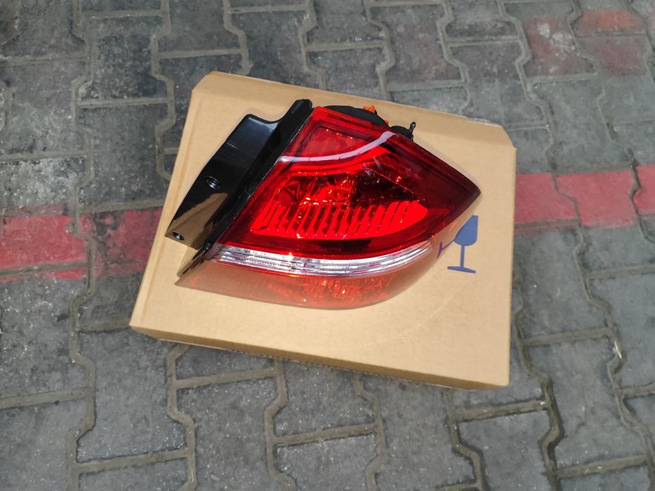 Задний фонарь RAVON