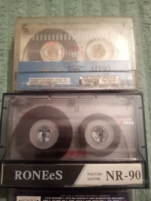 Продам аудиокассеты 90-х