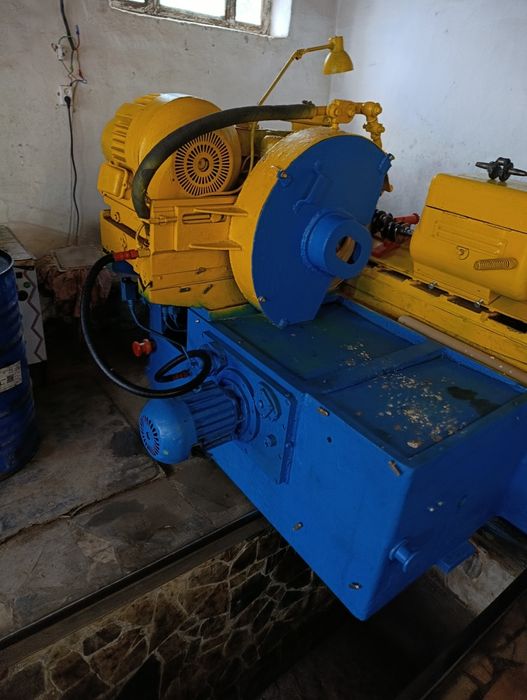 Вал шлифовальний станок