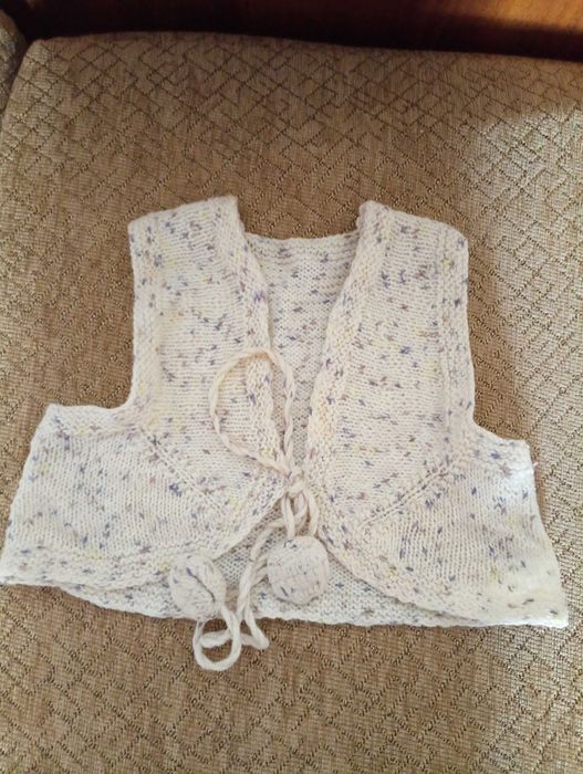 Плетен детски костюм