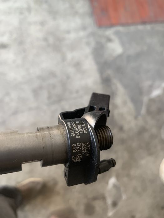 Injectoare audi a5 3.0 tdi cod 057130 277 AG