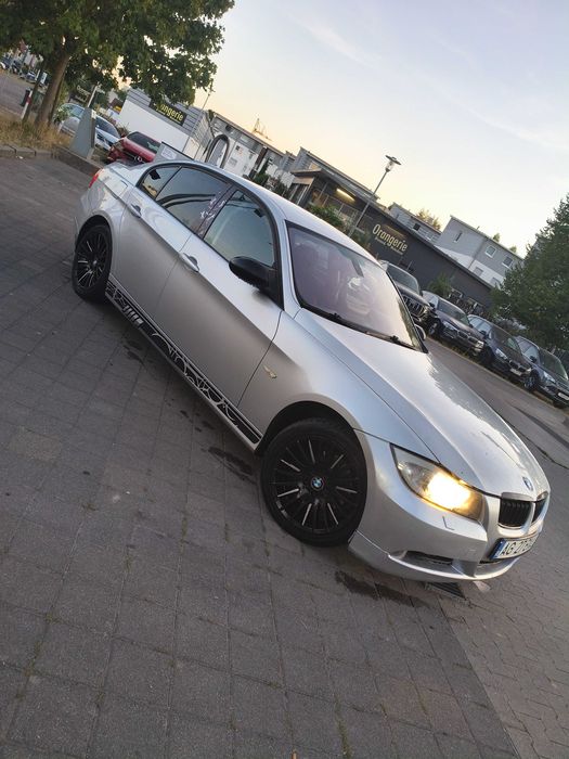 BMW  e 90  autoturism