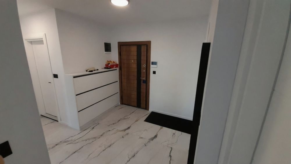 Продава се Многостаен апартамент в Пловдив, Каменица 2 - 131 кв.м за 2214 €/кв.м - Снимка #3