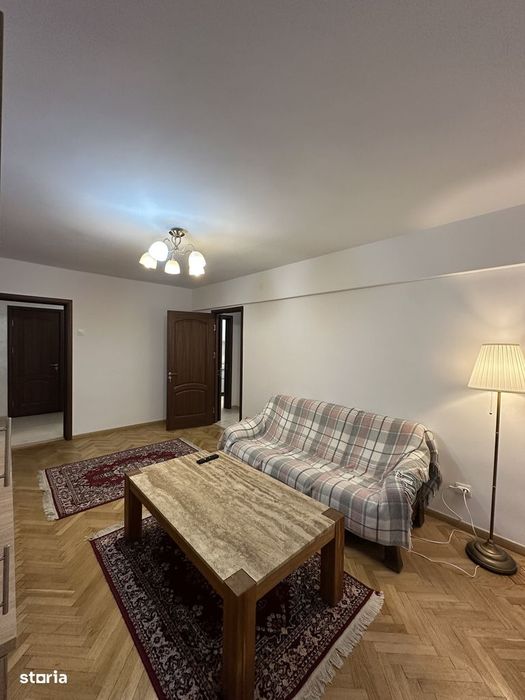 3 cam 70 mp,  Centru- Bld Stefan Cel Mare- Mamma Mia