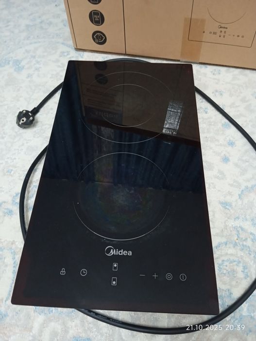 Варочная поверхность электрическая.