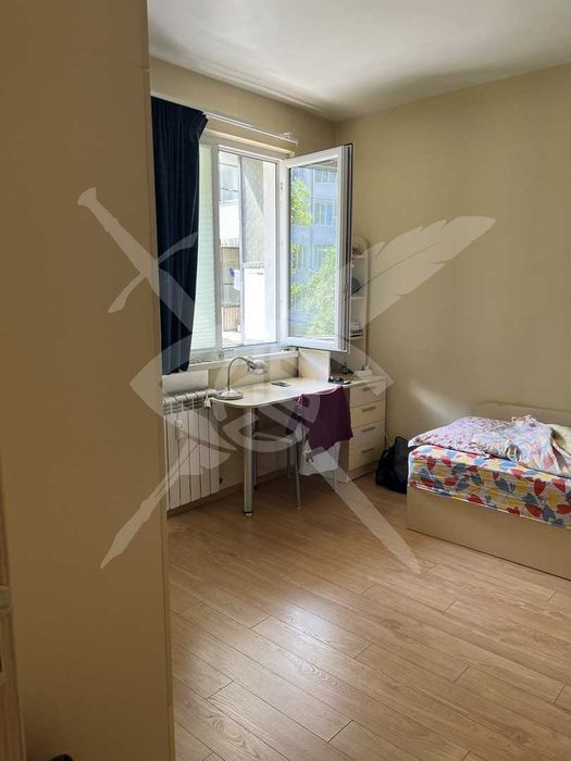 Дава се под наем Тристаен апартамент в София, Медицинска академия - 80 кв.м за 610.98 € - Снимка #5