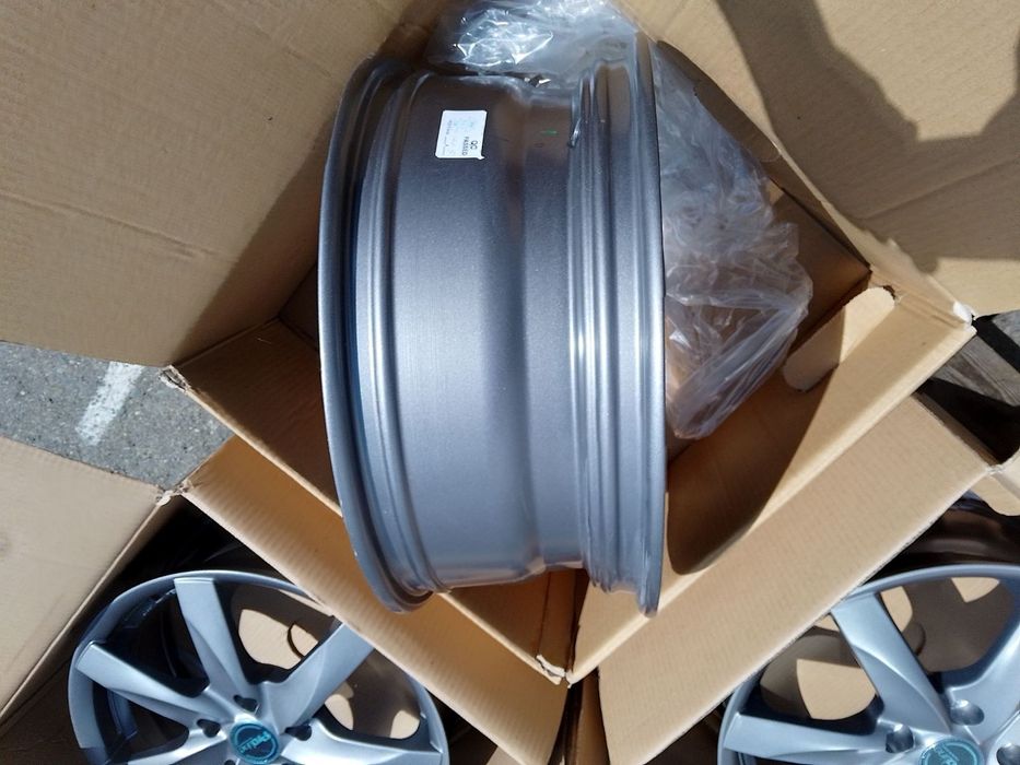 17 цола 5 х 120 мм БМВ / МИНИ - НОВИ