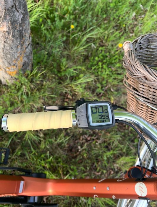 Bicicletă electrică Damă Cube Ella Ride Hybrid 500, XS/46cm, KM totali 353!!!