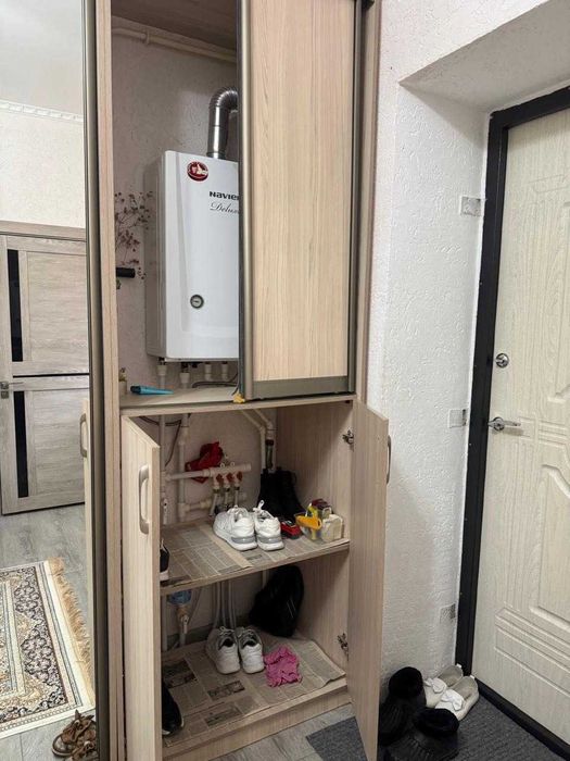 Продам шкаф-купе для прихожей