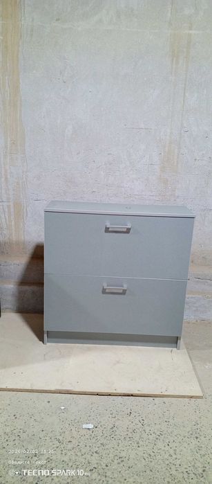 Мебельный тумбочка