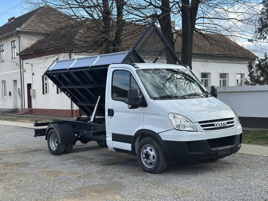 Iveco Daily 35C15 An 2007, 3.0 Diesel, categoria B basculabila 3 Parti