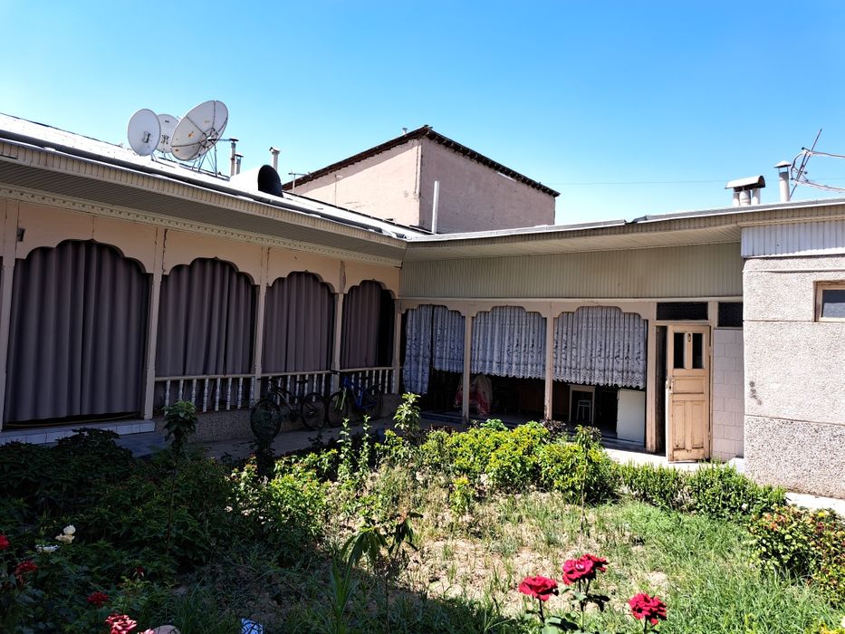 Участка Янгиобод 4 соток срочно