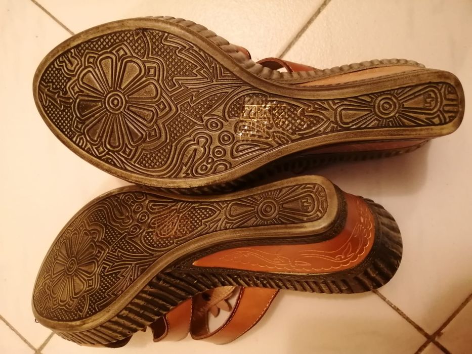 Papuci piele naturala Mar 38