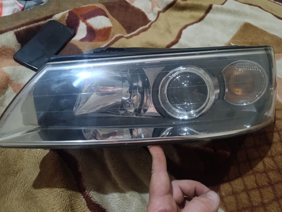 Фара на хундай соната NF до рестайлинг