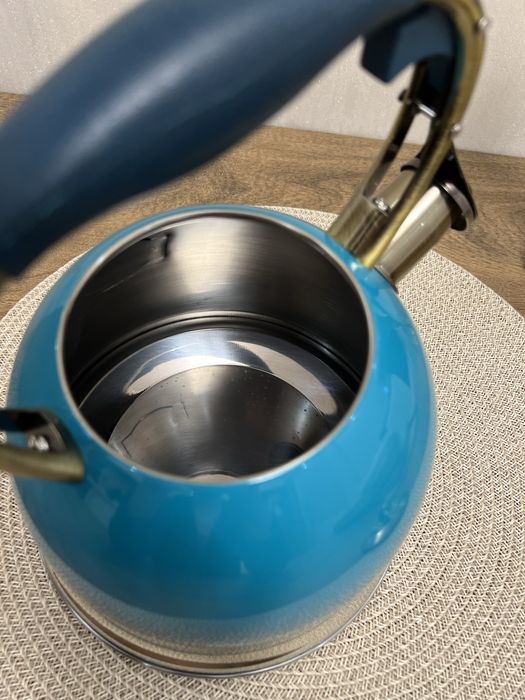 Чайник Lazneyru