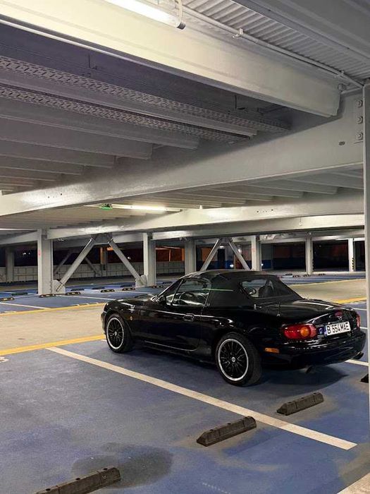 Mazda MX-5 NB 1.6 – proiect fun+ multe piese extra