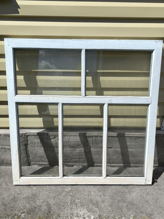 Продам рамы со стеклами