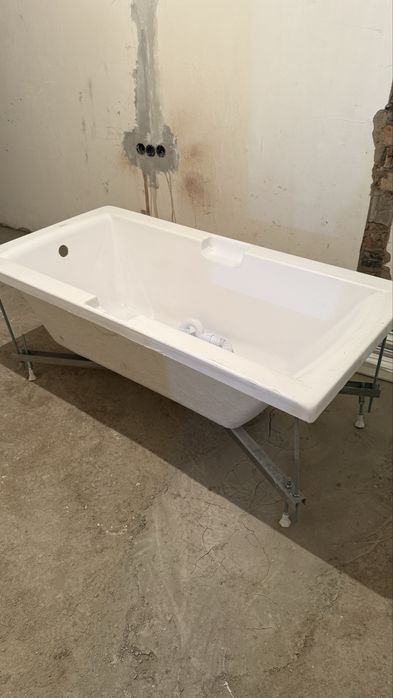 Продаётся новая ванна