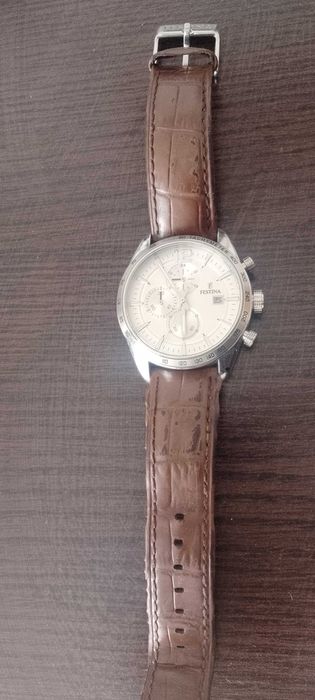 Vand Ceas Festina Urgent!