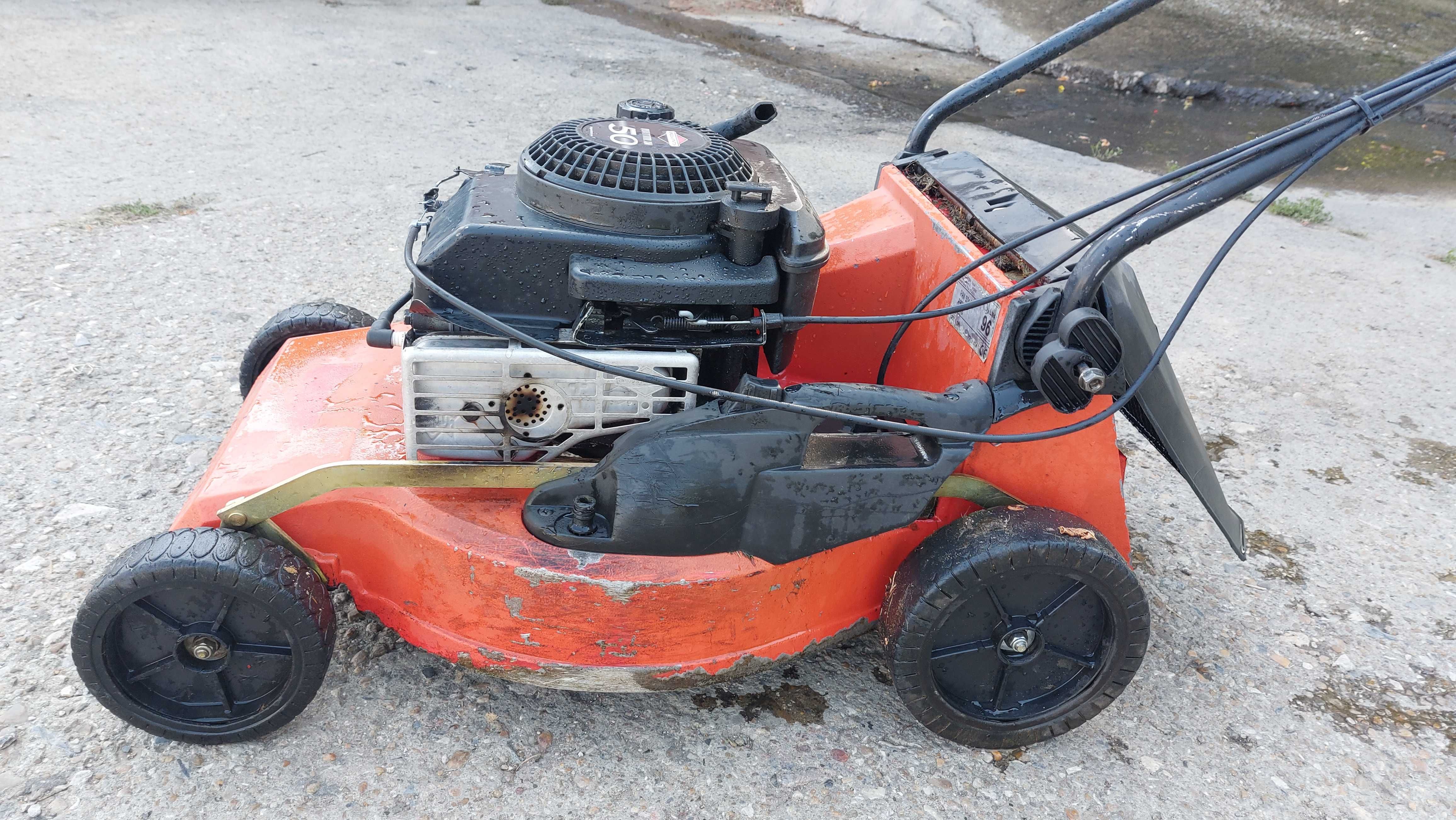 Косачка за трева-самоходна/Briggs&Stratton 50 гр. Габрово Център • OLX.bg