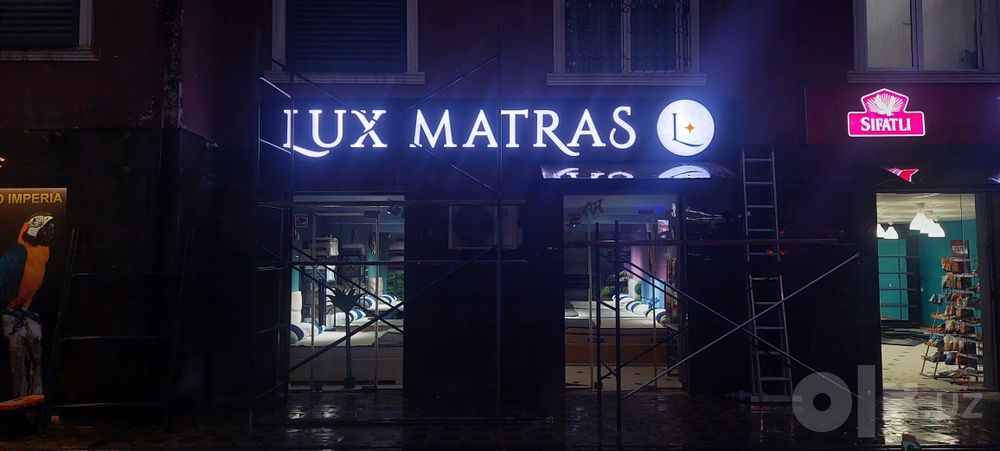 Bukvalarni Har xil turi mavjud Laytboks Korb Barchasi Bor