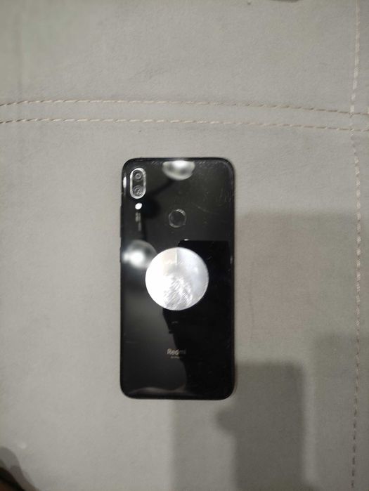 Redmi смартфон в хорошем состоянии