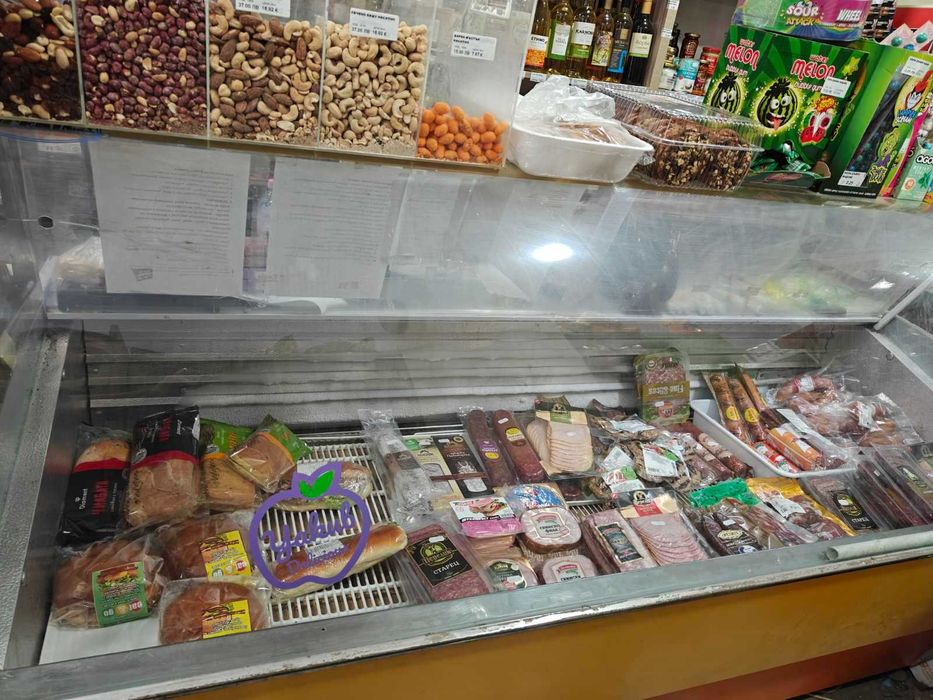 Хладилна витрина НАГИ плюсова - 2 метра - употребявана