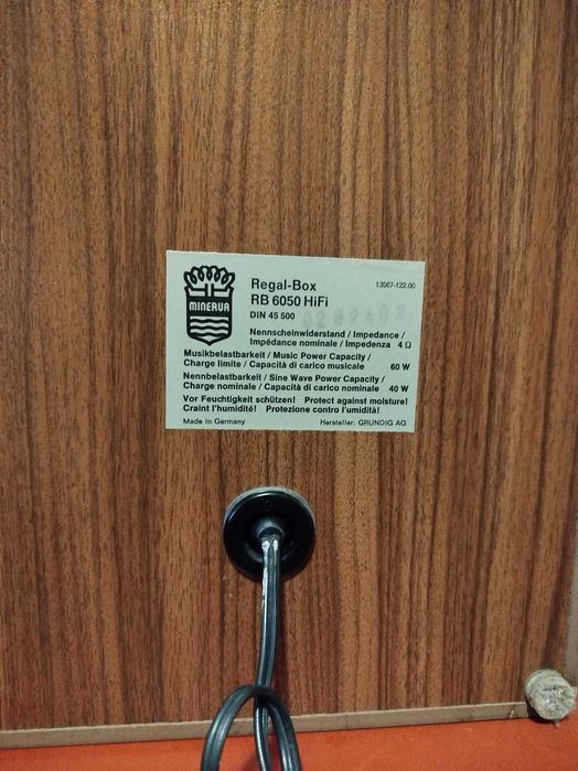 Superbe boxe Minerva model: Regal-Box RB6050 HiFi DIN 45500 impecabile