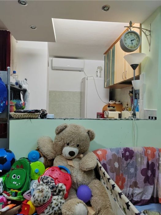 Spre vânzare o garsonieră în zona foarte bună