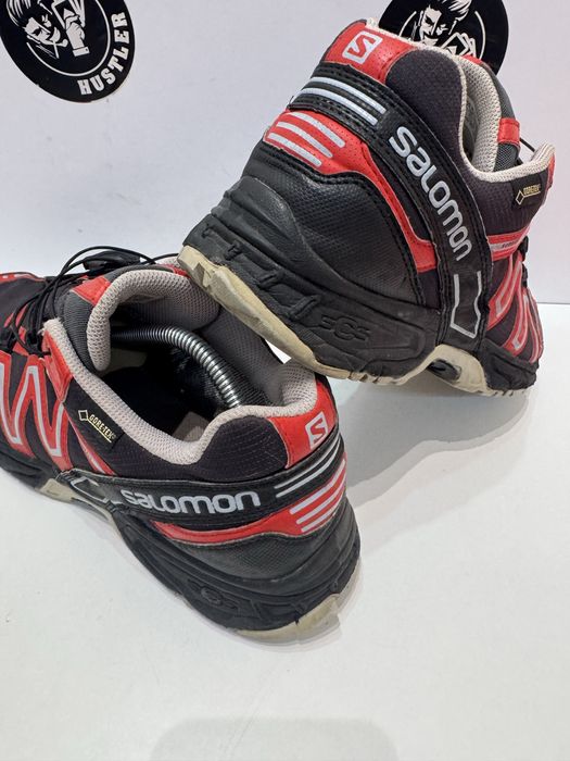 Туристически обувки SALOMON GORE-TEX . Номер 43.5