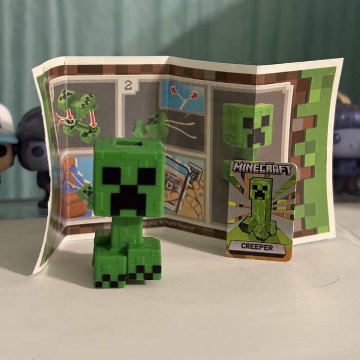 Фигурки Kinder Joy Minecraft