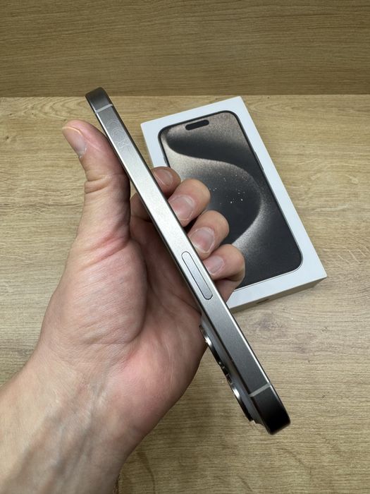 iPhone 15 PRO 256Gb Natural titanium 94% battery life