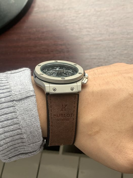 Hublot Geneve часы Chronograph