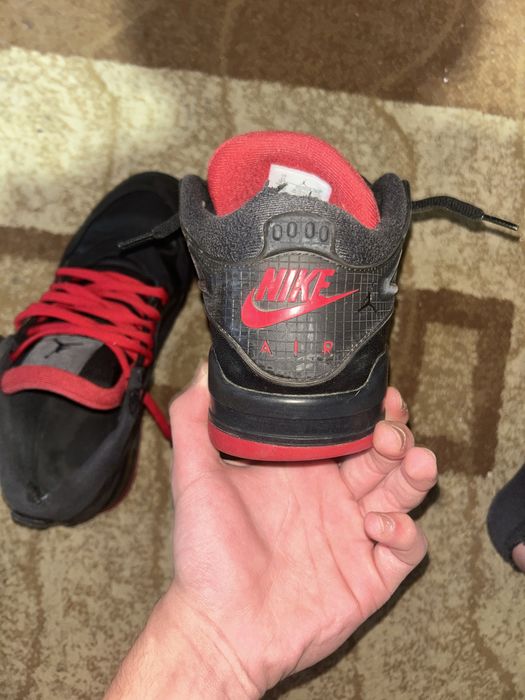 Adidasi Air Jordan 4 RM
