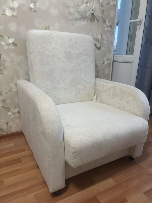 Продам Кресло новое