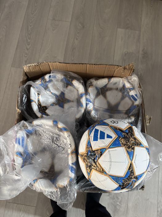 Minge Adidas UEFA Champions League -Originala– NOUĂ – FIFA Quality Pro