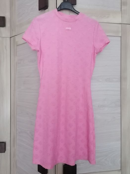 Оригинална рокля Guess