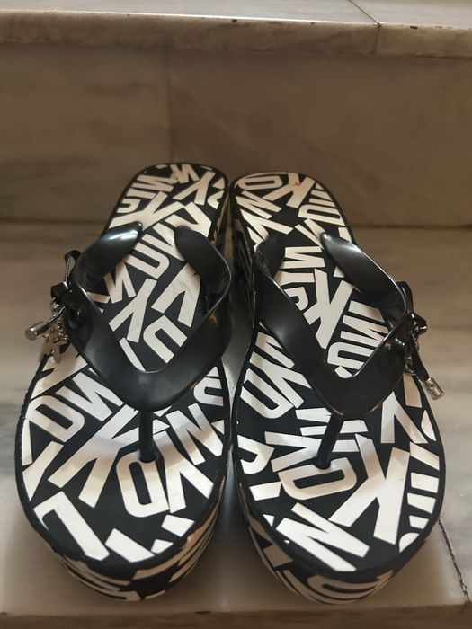 Джапанки DKNY 37н