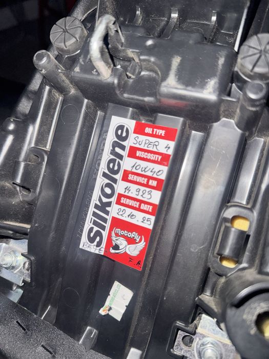 Honda CB125R 2021 21000km istoric HONDA intretinuta EXEMPLAR achizitionata MotoFly Bucov dealer Honda , LED ABS