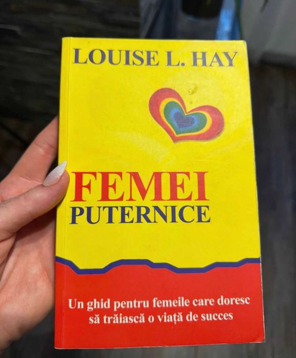 Cuier, 3 carti, lot haine 92 bebe