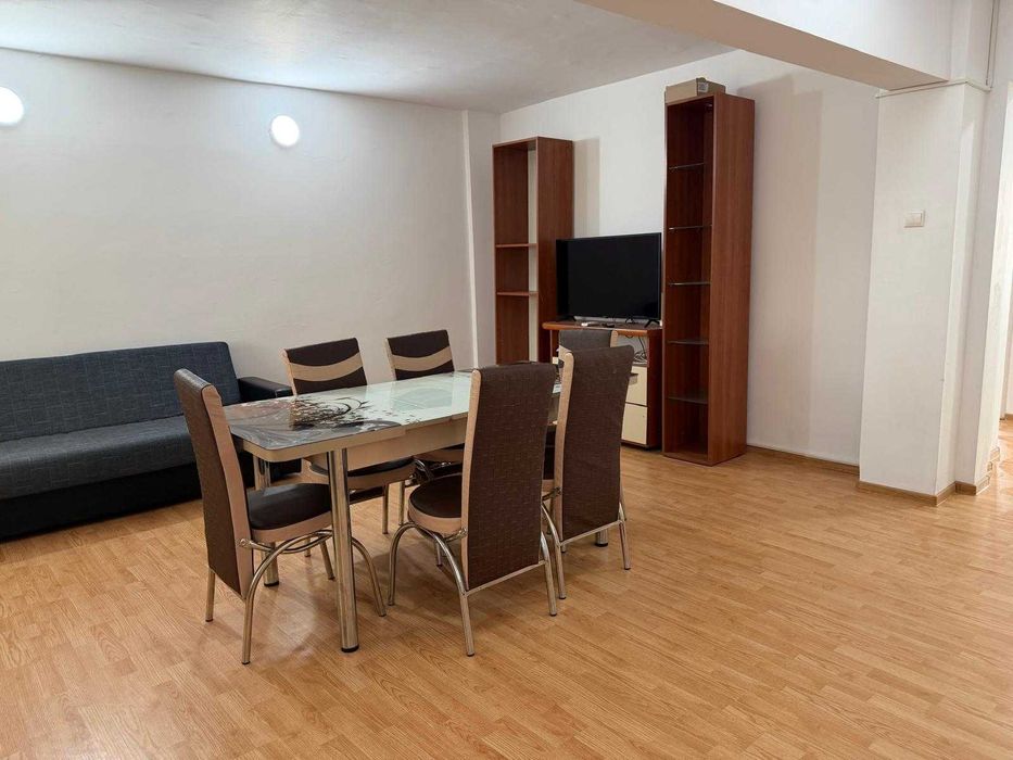 Inchiriez apartament 3 camere