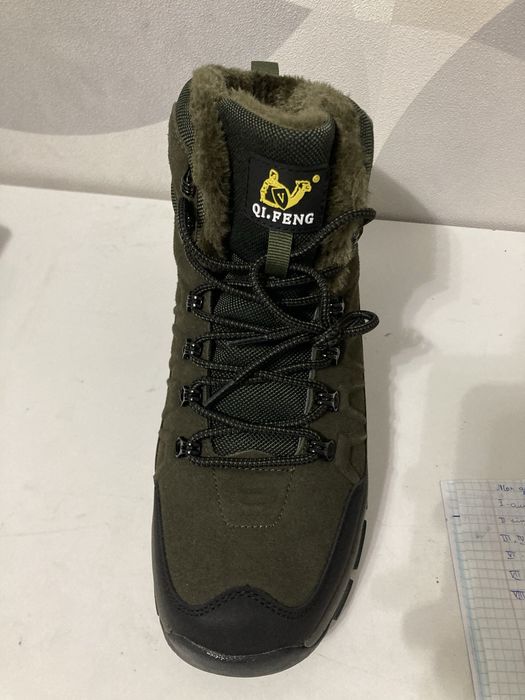 Продам ботинки на зиму