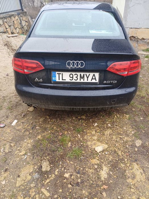 Vand audi a4 b8 2.0