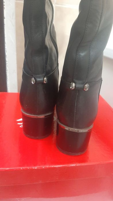 Зимние сапоги длинные