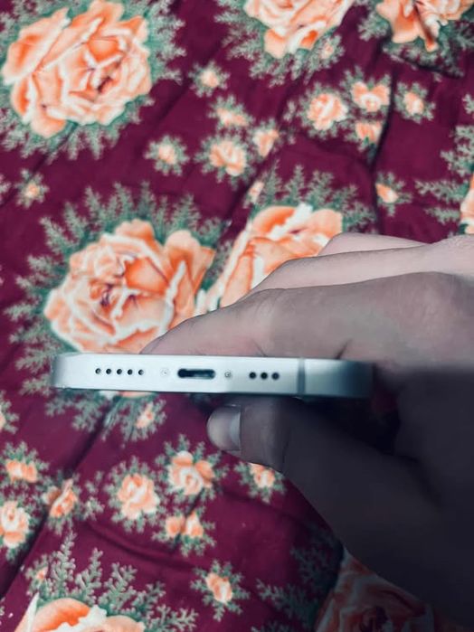 Iphone13 нет гаранти